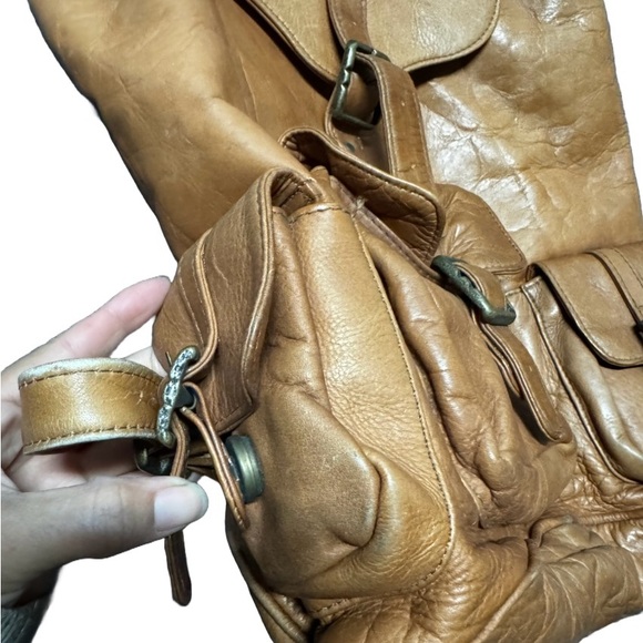 Vintage Genuine Leather Light Brown Backpack - Picture 4 of 4